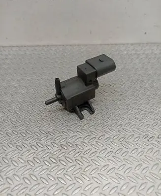 Volkswagen Golf VI Turbo solenoid valve 037906283D 72809800