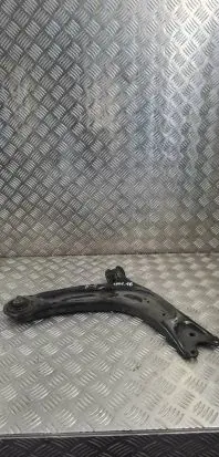 Volkswagen PASSAT B8 Front lower control arm/wishbone