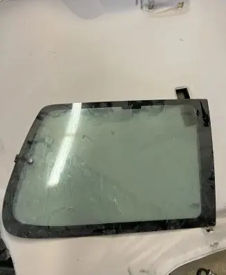 Peugeot 807 Rear side window