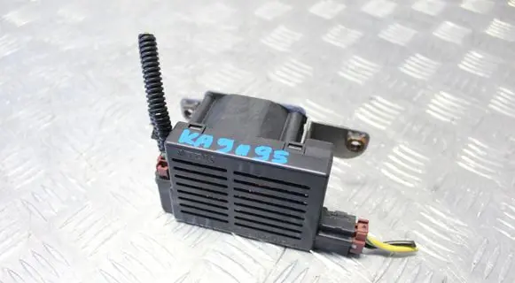 Honda Legend III KA9 Aerial antenna amplifier 39155-SZ3-G010-M1