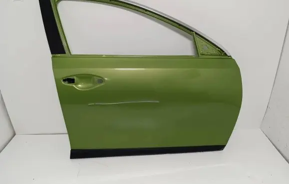 KIA Xceed Front door