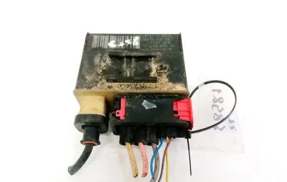 Peugeot 207 Coolant fan relay 9652021180 018010951
