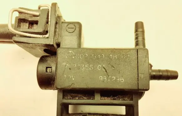Mercedes-Benz S W220 Turbo solenoid valve 0025401897