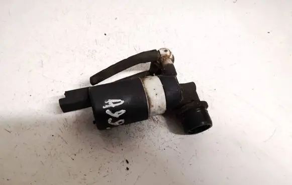 Renault Megane III Windscreen/windshield washer pump 8200031805 7700430078