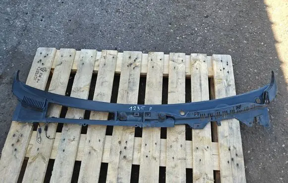 Fiat Croma Wiper trim 735387351