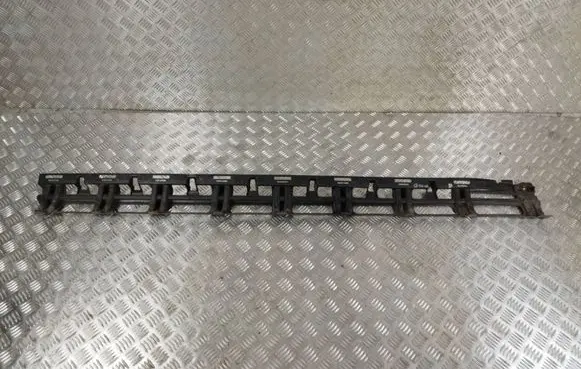 Alfa Romeo Giulia Sill supporting ledge 1800000092286