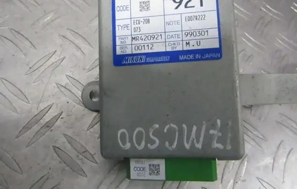 Mitsubishi Carisma Other control units/modules mr420921