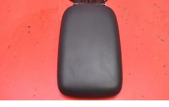 Hyundai Kona I Armrest 