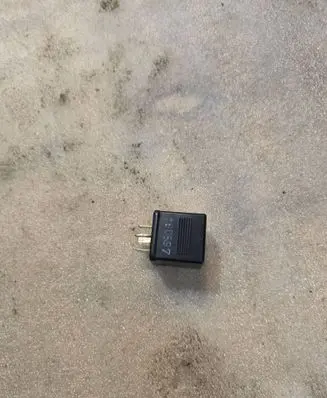 Audi A8 S8 D2 4D Other relay 8A0951253A