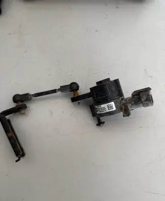 Dodge Durango Rear air suspension level height sensor 68245332AB