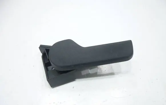 Volkswagen Golf Plus Engine bonnet (hood) release handle 1K1823633