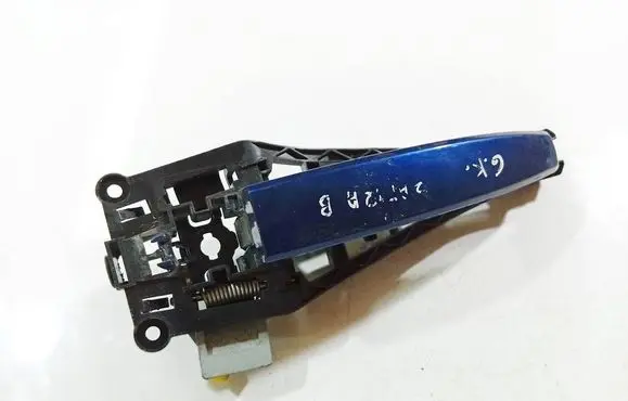 Opel Zafira B Front door exterior handle 