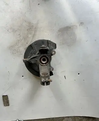 Volvo V60 Front wheel hub