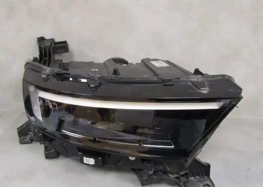 Opel Mokka B Headlight/headlamp 9847939180 L790310 368158932