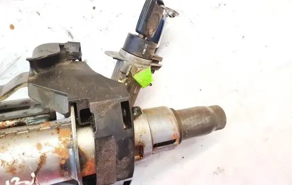 Skoda Octavia Mk1 (1U) Ignition lock 4b0905851c