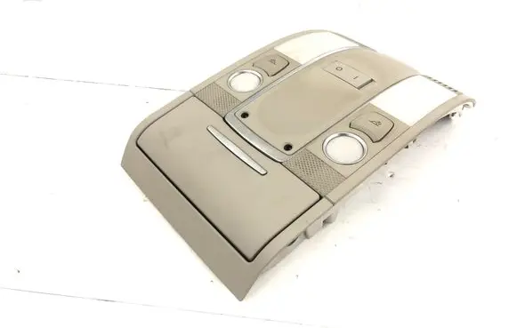 Audi Q7 4L Front seat light 4F0951177