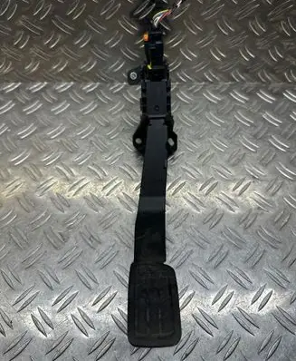 Peugeot 208 II Accelerator throttle pedal 9837891880 0134627 86ES70
