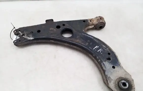 Volkswagen Golf IV Front lower control arm/wishbone