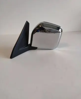 Mitsubishi Pajero Front door wing mirror part 5272511M