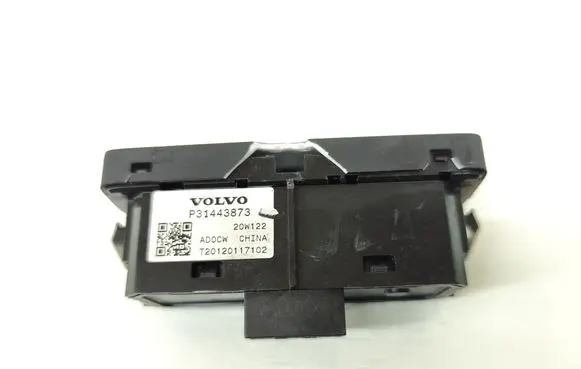 Tailgate opening switch