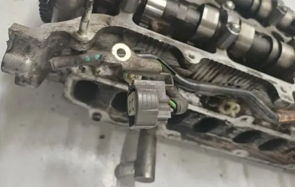 Engine head