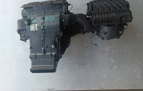 Mercedes-Benz R W251 Heater blower radiator A2518340761