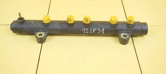 Honda CR-V Fuel line pipe 1077800440 N22A2