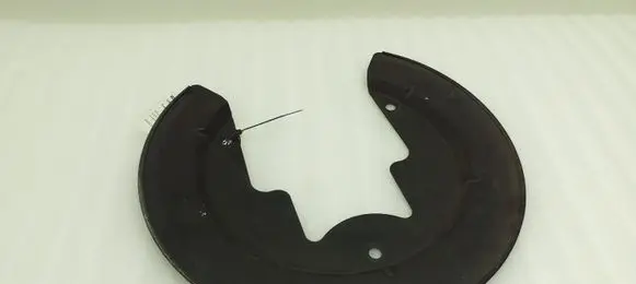 Ford Mustang V Rear brake disc plate dust cover 5R332C029A