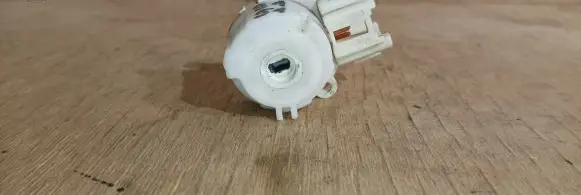 Toyota Yaris Verso Ignition lock contact 