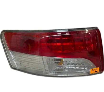 Toyota Avensis T270 Rear/tail lights 