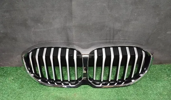BMW 1 F40 Front grill 5A39367 5A39368 5A39366