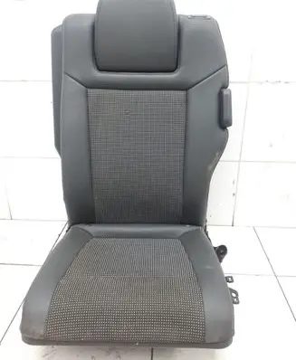Opel Zafira B Third row seats 