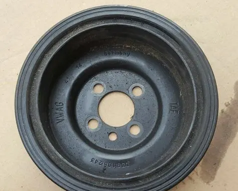 Audi A3 S3 8V Crankshaft pulley 03G105243