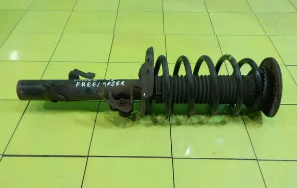 Land Rover Freelander 2 - LR2 Front shock absorber/damper 6G9118K001UAF MCPERSON