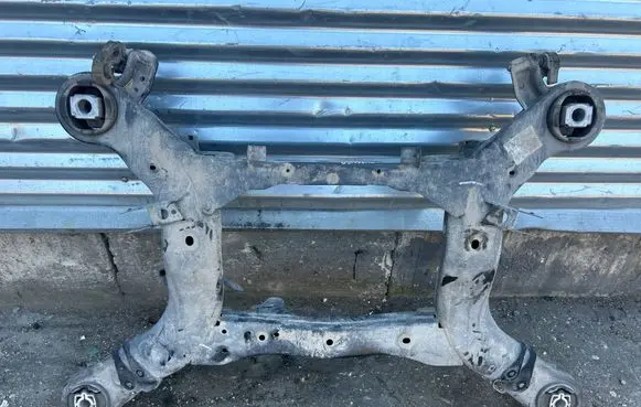 Dodge Durango III Rear subframe 
