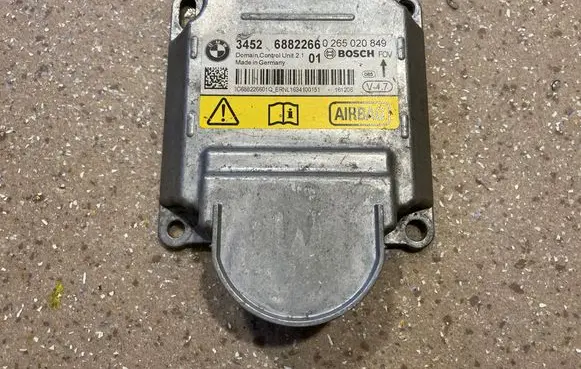 BMW X5 F15 Airbag control unit/module 6882266