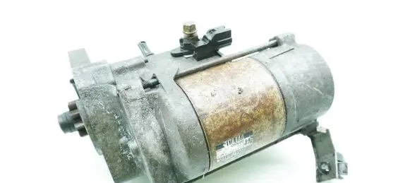 Toyota Yaris Starter motor 428000-0500