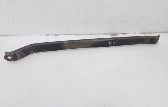 Honda Civic Fuel tank mounting bracket 