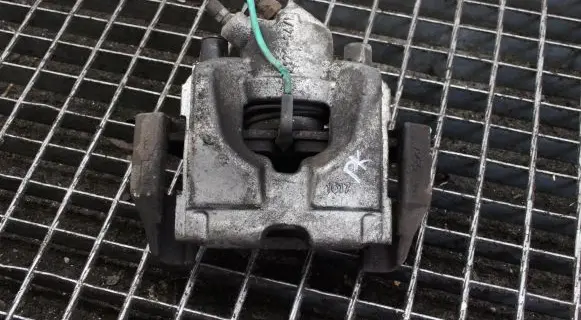 BMW 1 E81 E87 Front brake caliper