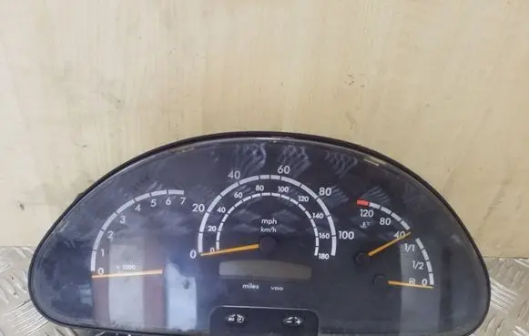 Mercedes-Benz Sprinter W901 W902 W903 W904 Speedometer (instrument cluster) 88311295