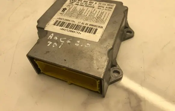 Audi A6 S6 C6 4F Airbag control unit/module 4F0959655B 4F0910655C 0037LD0641Y3