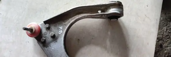 Mercedes-Benz E W211 Front upper control arm/wishbone 2113309007
