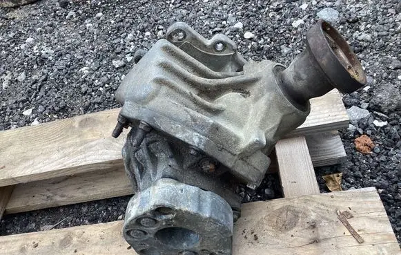 Volvo XC90 Gearbox transfer box case 30700027