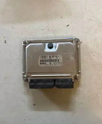 Audi A6 S6 C5 4B Engine control unit/module 4B1907401A 0281010095