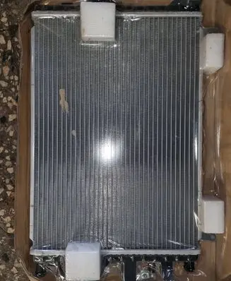 Jaguar XF Coolant radiator 9W838K230AB; C2C39565