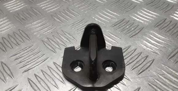 Volvo XC60 Front door lock loop/hook striker 30699650