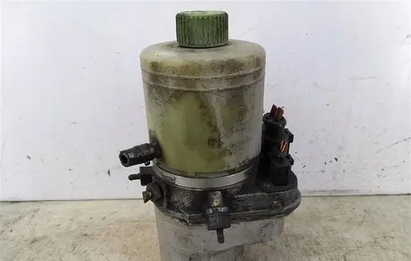 Seat Ibiza III (6L) Power steering pump 6Q0423156M