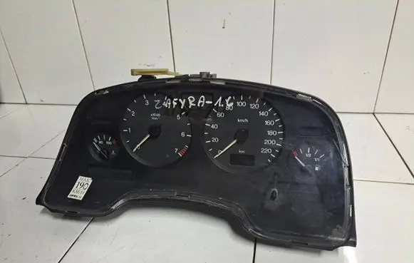 Opel Zafira A Speedometer (instrument cluster) 09228760 01320372 351187000