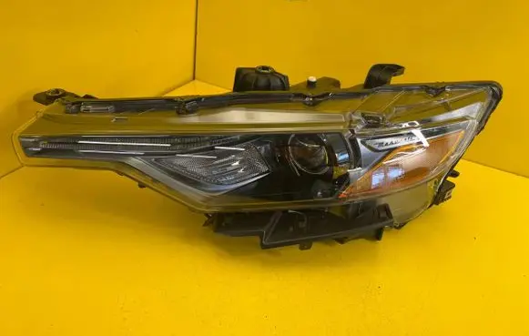 Maserati Levante Headlight/headlamp 670034634