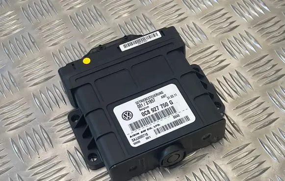 Volkswagen Touareg II Gearbox control unit/module 0C8927750G